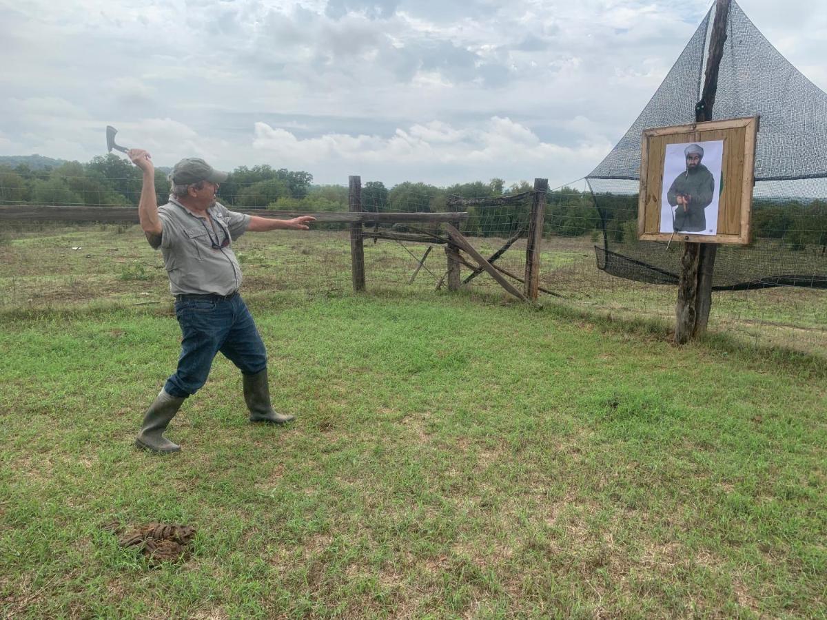 Stay On A 350-Acre Cattle Ranch! Brazos River! Tubing! Petting Zoo! Weatherford Bagian luar foto